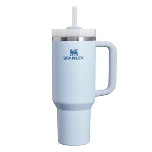 Stanley 40oz Quencher FloState tumbler in glacier